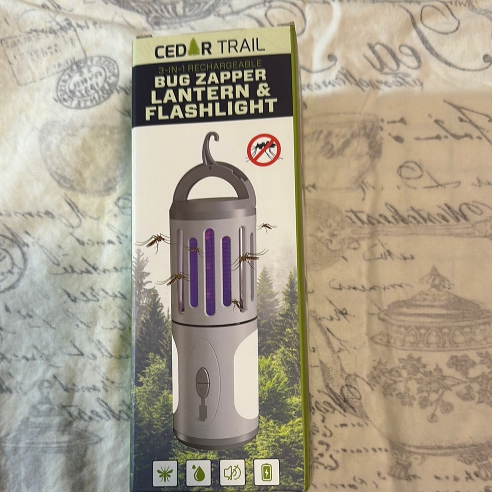 Cedar Trail Bug Zapper Lantern & Flashlight